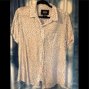 Native Youth Short Sleeve Printed Short - Size M